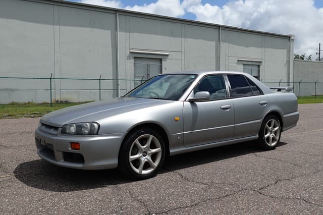 2000 Nissan Skyline JDM car for sale — photo 13 of 19