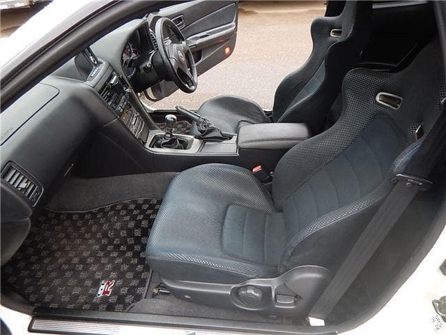 2001 Nissan Skyline JDM car for sale — photo 14 of 25