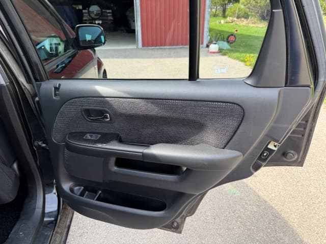 2006 Honda CR-V JDM car for sale — photo 17 of 22