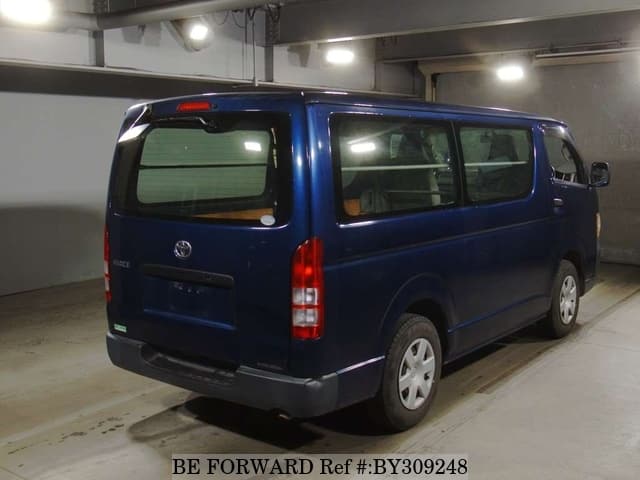 2010 Toyota HiAce JDM car for sale — photo 2 of 2