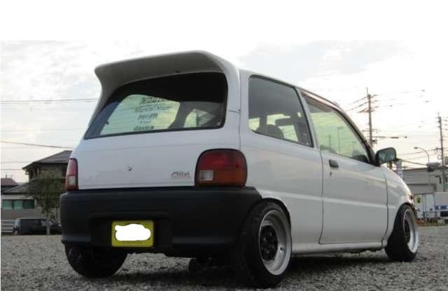 1996 Daihatsu Mira JDM car for sale — photo 5 of 17