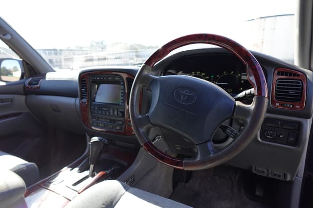 2000 Toyota Land Cruiser JDM car for sale — photo 7 of 20
