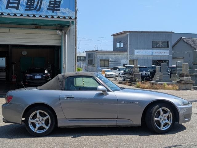 1999 Honda S2000 JDM car for sale — photo 4 of 24