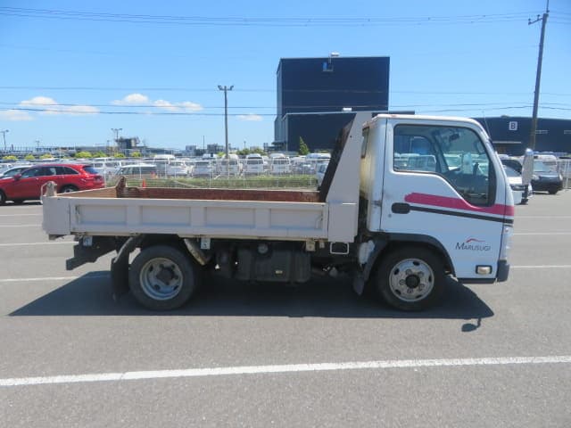 2010 Isuzu Elf JDM car for sale — photo 10 of 10