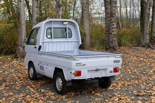 1997 Daihatsu Hijet JDM car for sale — photo 5 of 15