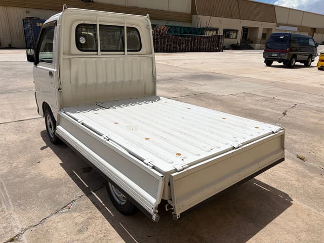 1999 Daihatsu Hijet JDM car for sale — photo 7 of 18