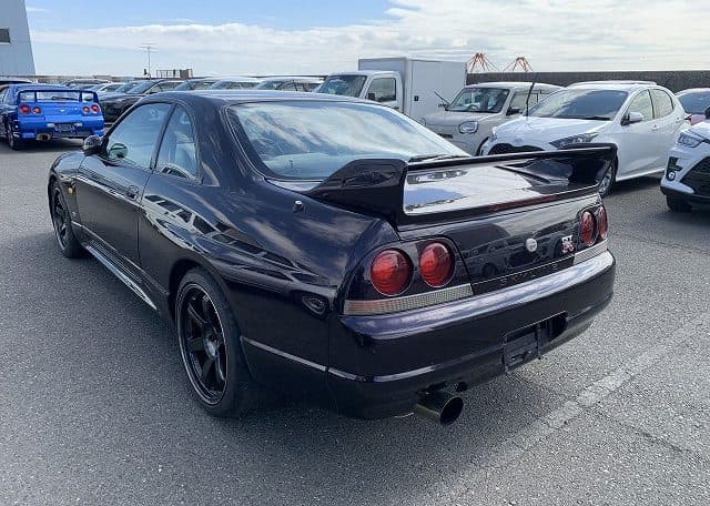 1995 Nissan Skyline JDM car for sale — photo 2 of 24