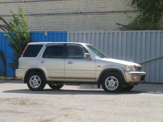 2000 Honda CR-V JDM car for sale — photo 9 of 25