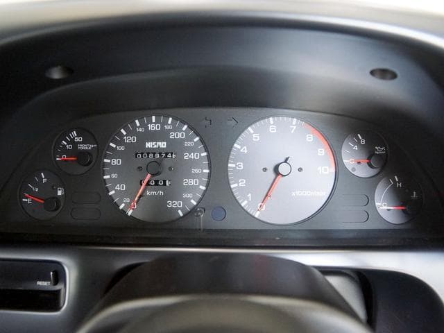 1990 Nissan Skyline JDM car for sale — photo 19 of 25