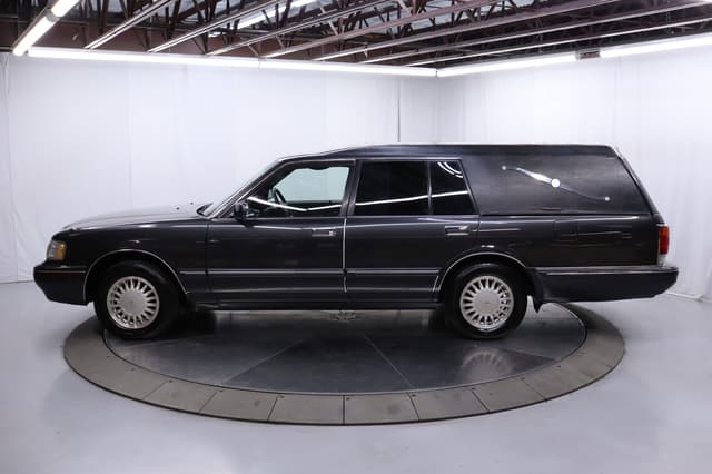 1999 Toyota Crown JDM car for sale — photo 4 of 25