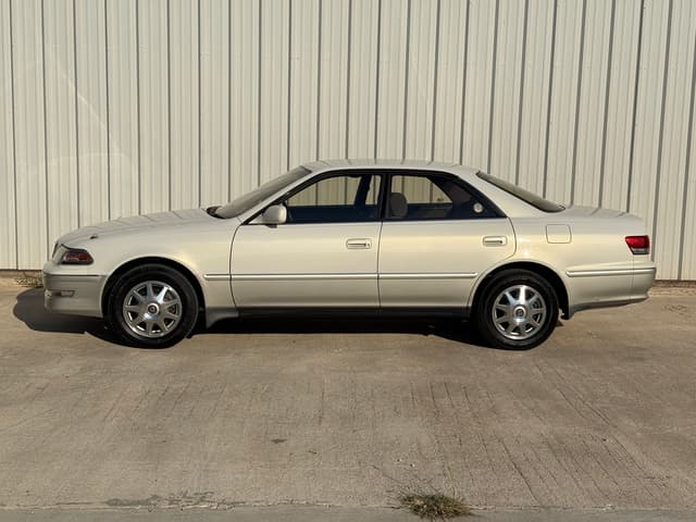 1999 Toyota Mark II JDM car for sale — photo 4 of 20