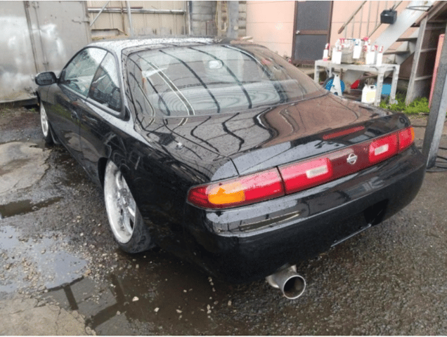 1994 Nissan Skyline JDM car for sale — photo 2 of 7