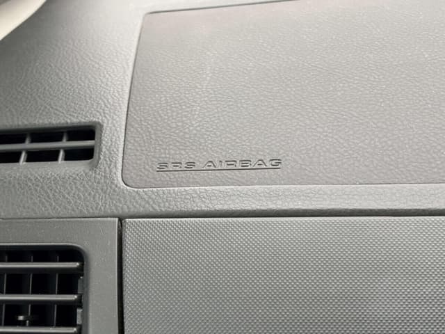 2001 Toyota Noah JDM car for sale — photo 9 of 25
