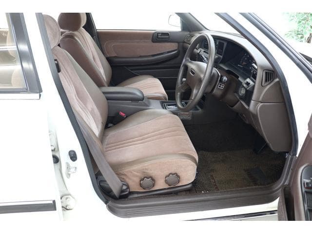 1990 Toyota Cresta JDM car for sale — photo 11 of 17