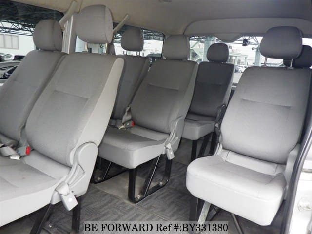 2006 Toyota HiAce JDM car for sale — photo 5 of 6