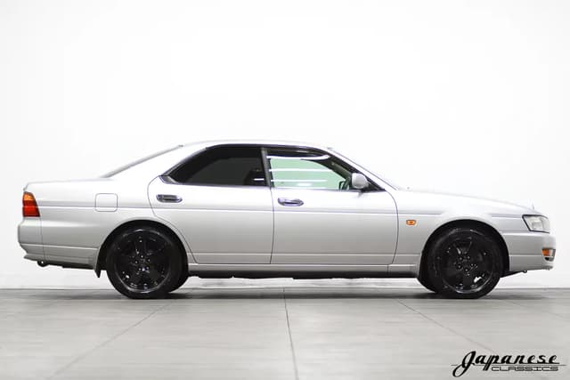 1998 Nissan Laurel JDM car for sale — photo 5 of 25