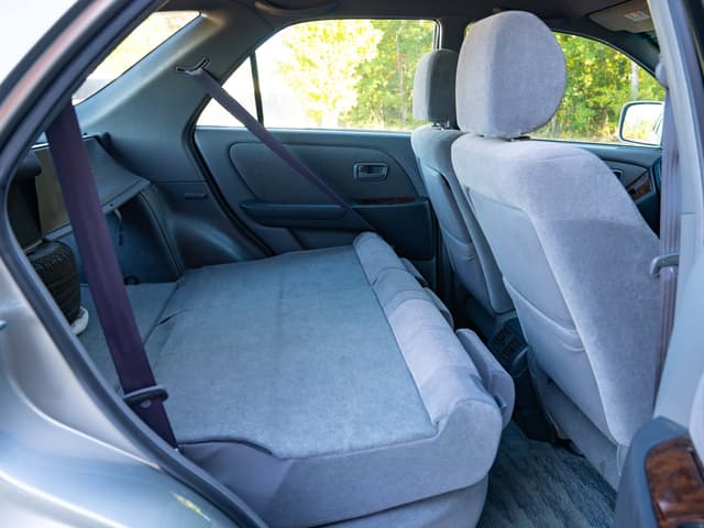 1999 Toyota Harrier JDM car for sale — photo 15 of 18
