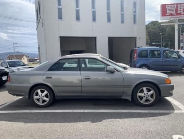 1997 Toyota Chaser JDM car for sale — photo 2 of 5