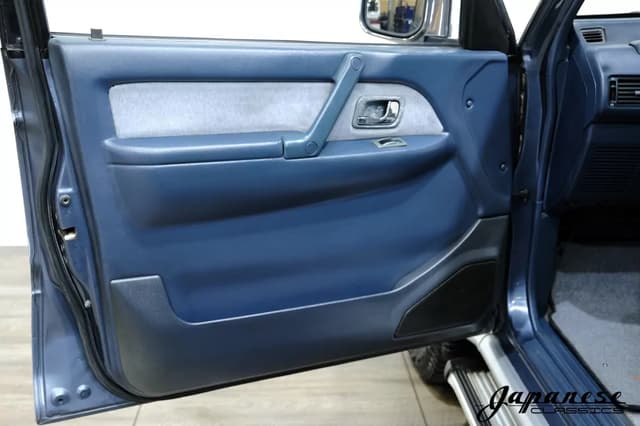 1991 Mitsubishi Pajero JDM car for sale — photo 20 of 25