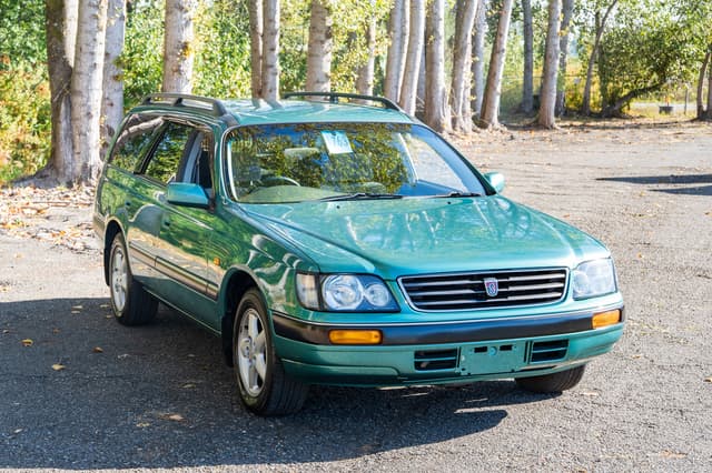1997 Nissan Stagea JDM car for sale — photo 3 of 15