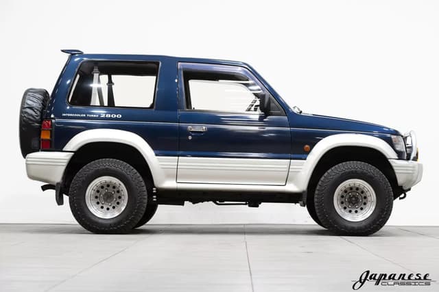 1993 Mitsubishi Pajero JDM car for sale — photo 5 of 25