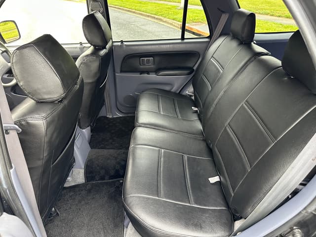1998 Toyota Hilux Surf JDM car for sale — photo 14 of 20