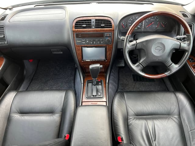 1999 Nissan Cedric JDM car for sale — photo 14 of 20