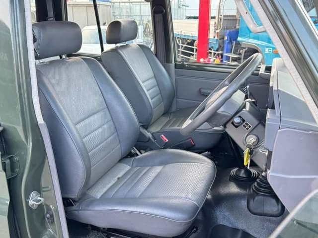 2001 Toyota Land Cruiser JDM car for sale — photo 17 of 25