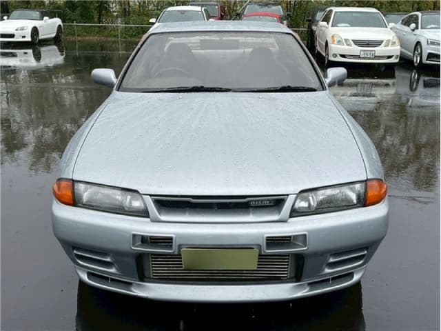 1991 Nissan Skyline JDM car for sale — photo 2 of 5