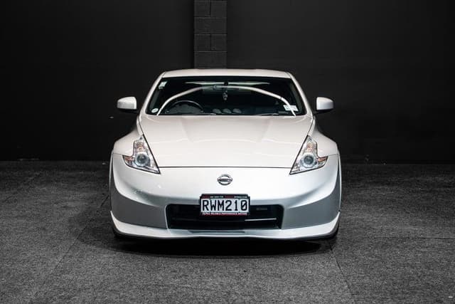 2010 Nissan Fairlady Z JDM car for sale — photo 4 of 20