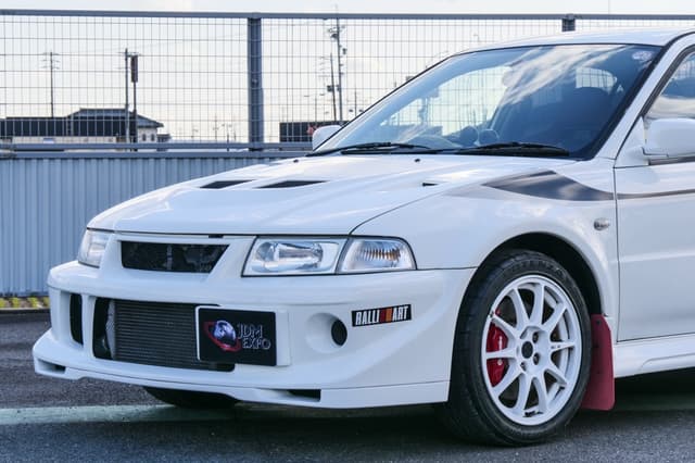 2000 Mitsubishi Lancer Evolution JDM car for sale — photo 16 of 25