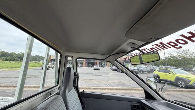 1996 Toyota Townace JDM car for sale — photo 6 of 9