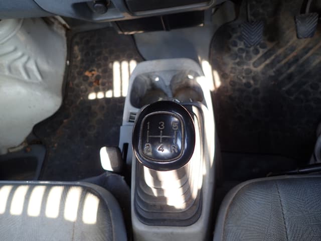 2005 Nissan JDM car for sale — photo 20 of 25