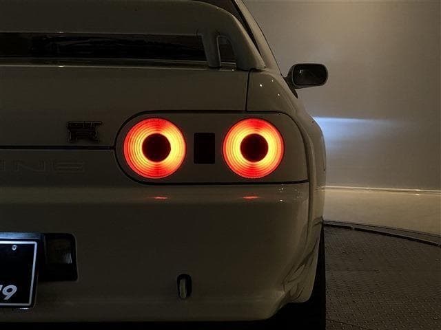 1993 Nissan Skyline JDM car for sale — photo 12 of 25