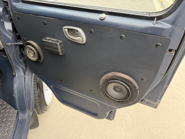 1999 Suzuki Carry JDM car for sale — photo 10 of 13