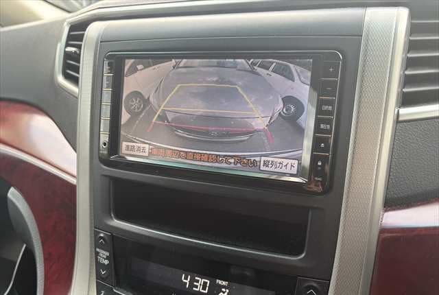 2010 Toyota Alphard JDM car for sale — photo 9 of 21