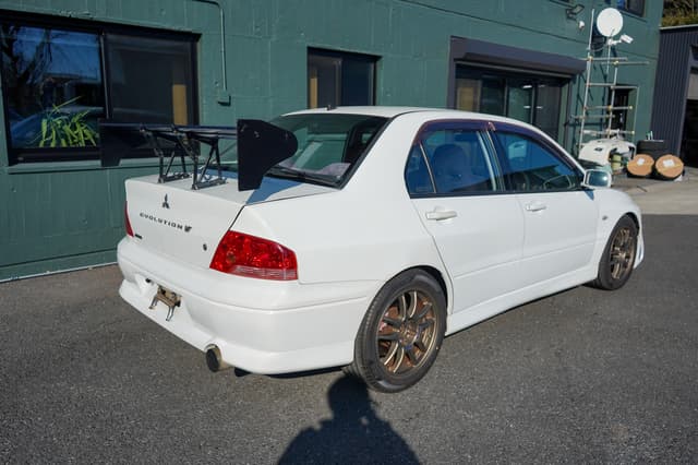 2001 Mitsubishi Lancer Evolution JDM car for sale — photo 8 of 25