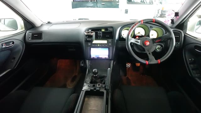 1999 Toyota Aristo JDM car for sale — photo 10 of 19