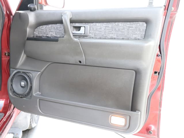 1998 Isuzu Bighorn JDM car for sale — photo 22 of 25