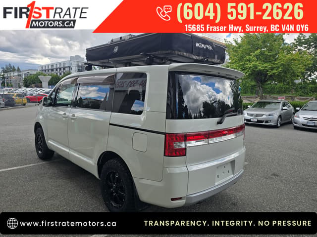2009 Mitsubishi Delica JDM car for sale — photo 6 of 25