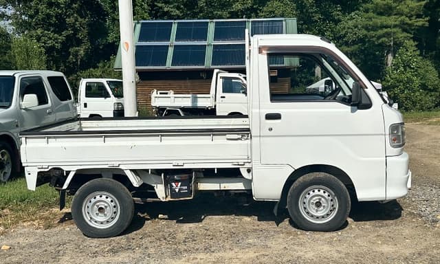 2000 Daihatsu Hijet JDM car for sale — photo 4 of 17
