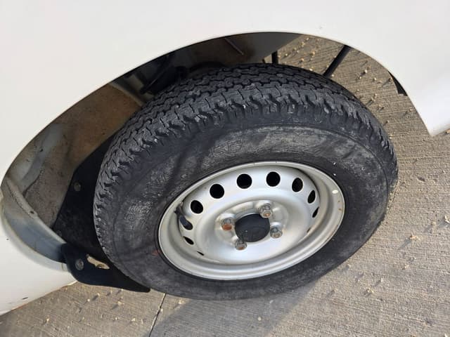 2009 Daihatsu Hijet JDM car for sale — photo 14 of 15