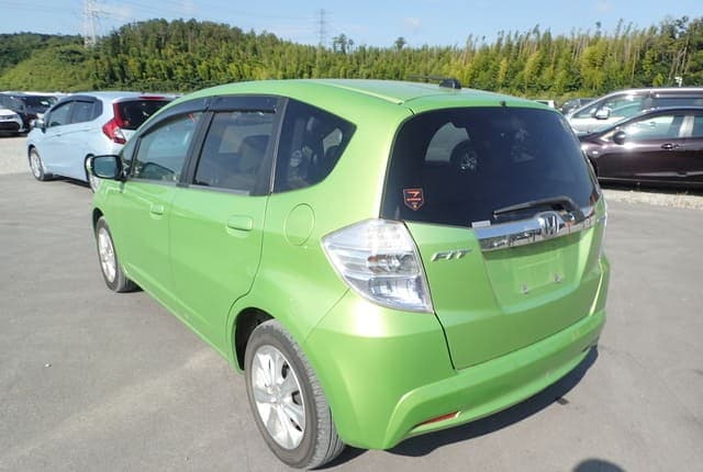 2011 Honda Fit JDM car for sale — photo 3 of 25