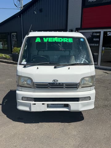 2000 Daihatsu Hijet JDM car for sale — photo 2 of 11