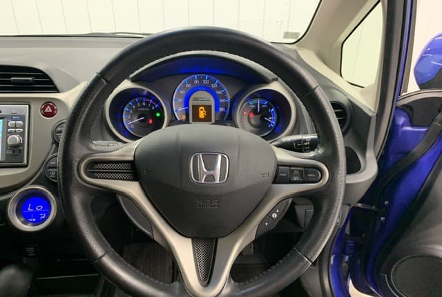 2012 Honda Fit JDM car for sale — photo 9 of 25