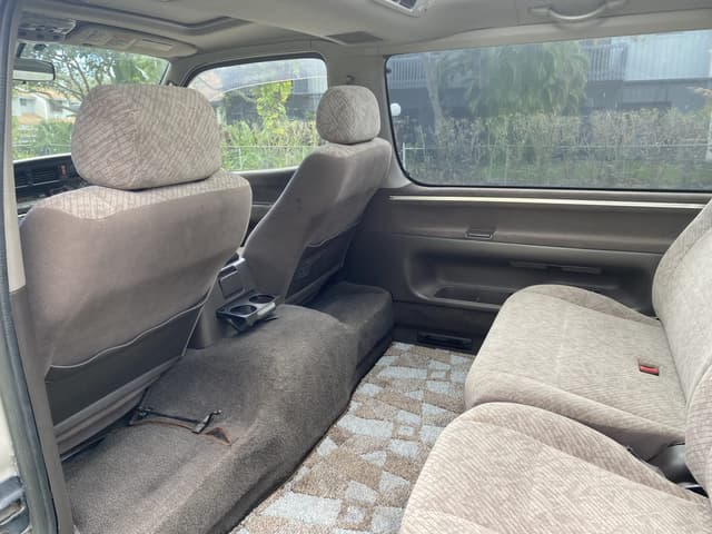 1999 Toyota HiAce JDM car for sale — photo 14 of 20