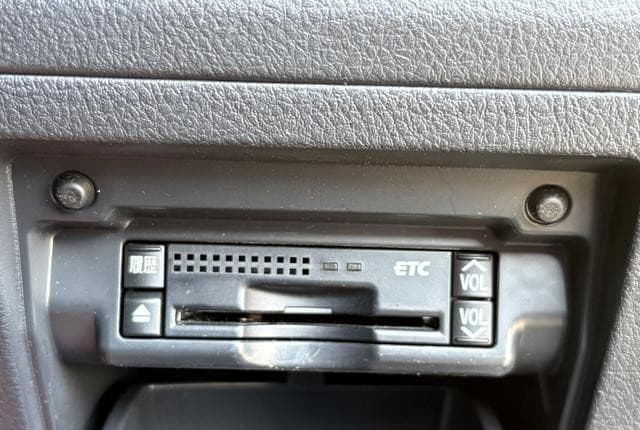 2011 Toyota Alphard JDM car for sale — photo 7 of 25