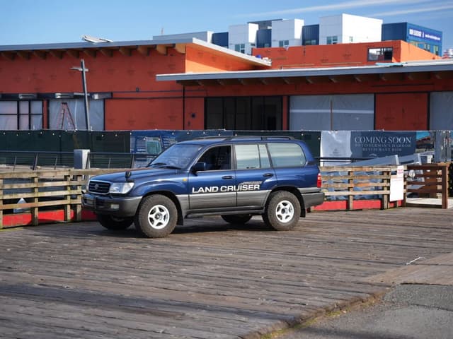 1998 Toyota Land Cruiser JDM car for sale — photo 3 of 13