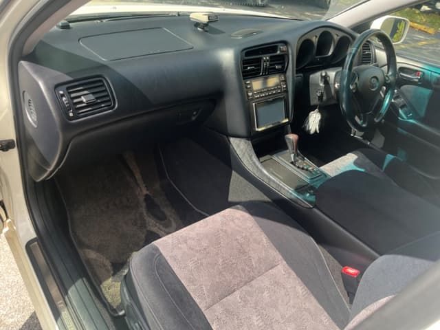 1997 Toyota Aristo JDM car for sale — photo 13 of 17