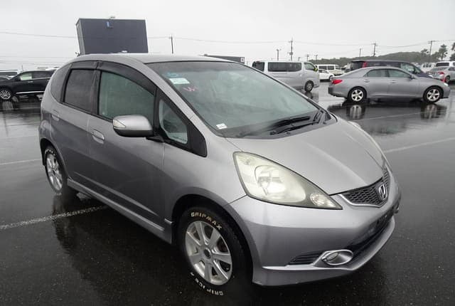 2009 Honda Fit JDM car for sale — photo 7 of 25